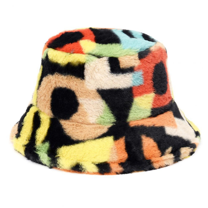 Värmekällan Fluffig buckethatt i fuskpäls med justerbar passform