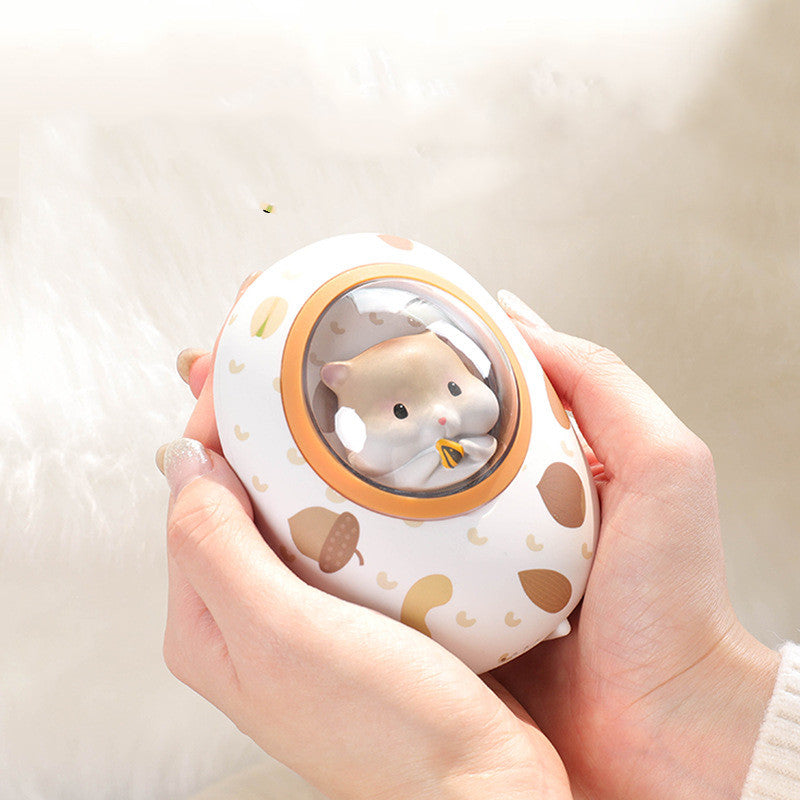 Hamster handvärmare med powerbank 5000 mAh och fyra värmelägen
