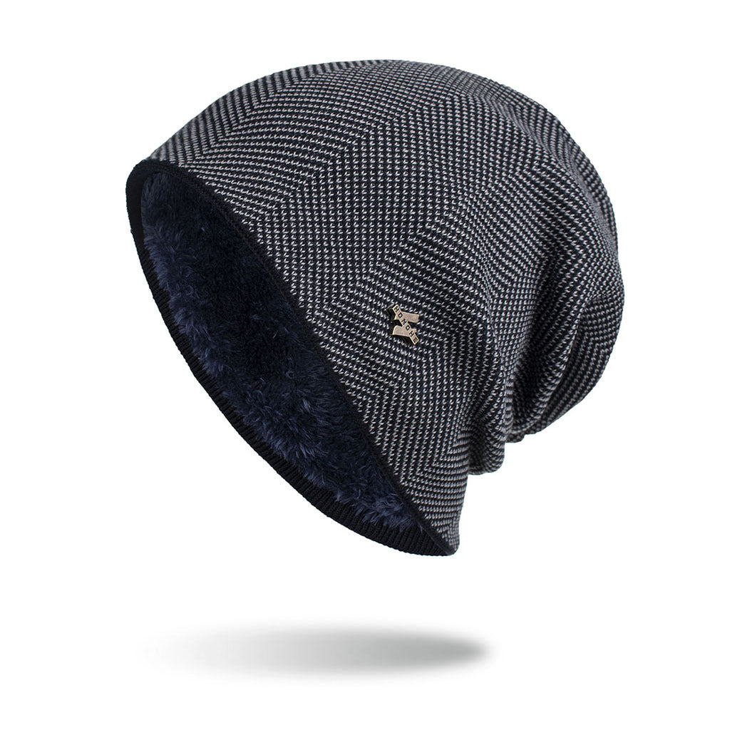 Stickad slouchmössa med plyschfoder