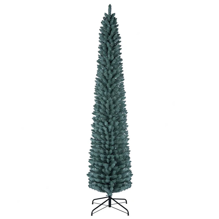 Hög smal frostig julgran