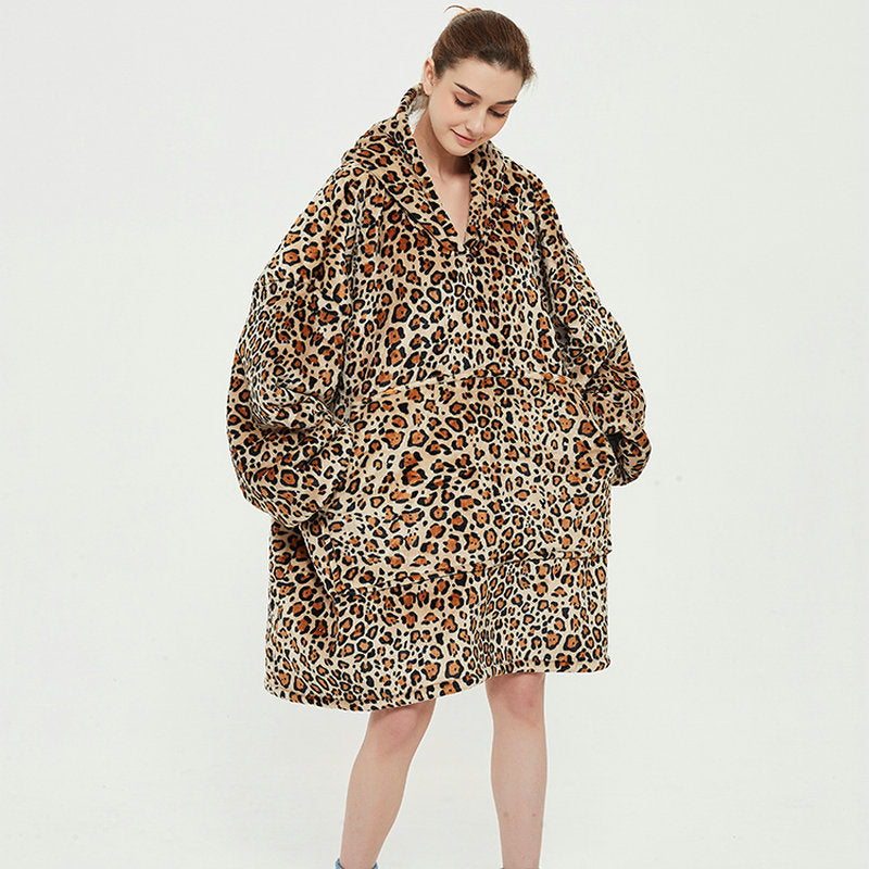 Filt med ärmar i mjuk flanell – oversize hoodie med tryck