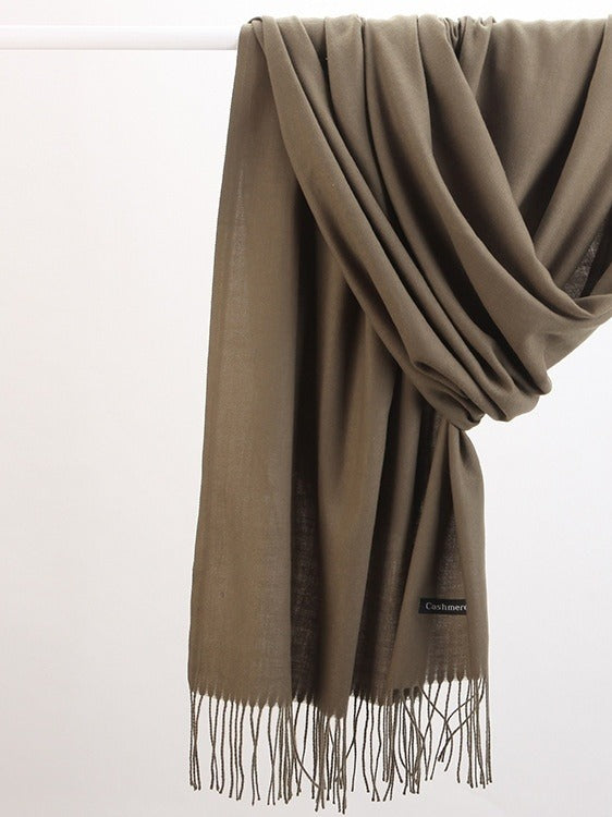 Enfärgad beige halsduk med fransar