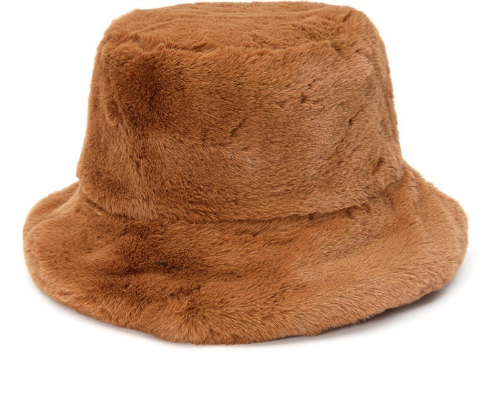 Fluffig buckethatt i fuskpäls med leopardmönster