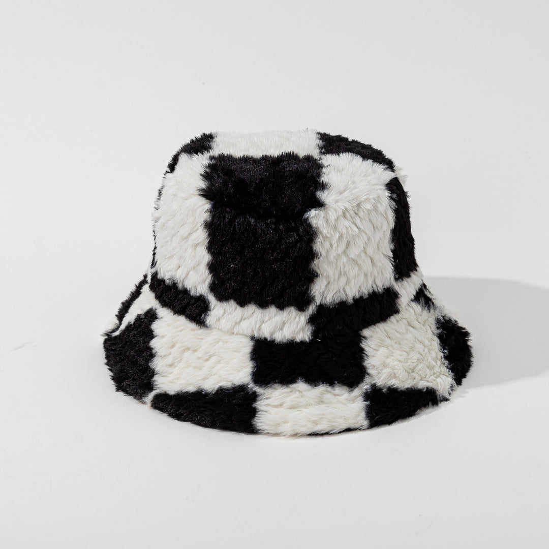 Schackrutig buckethatt i brun teddyplysch