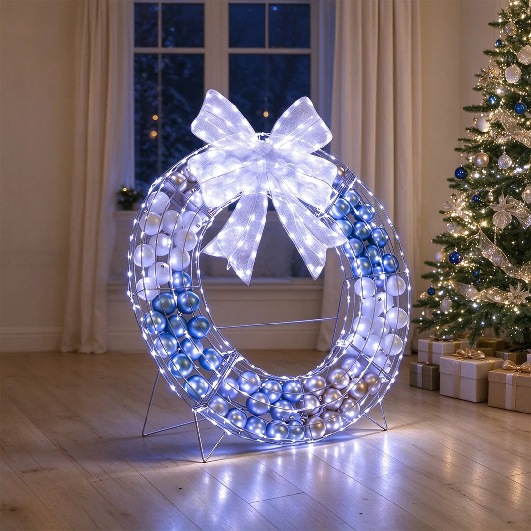 Fristående belyst julkrans med kulor