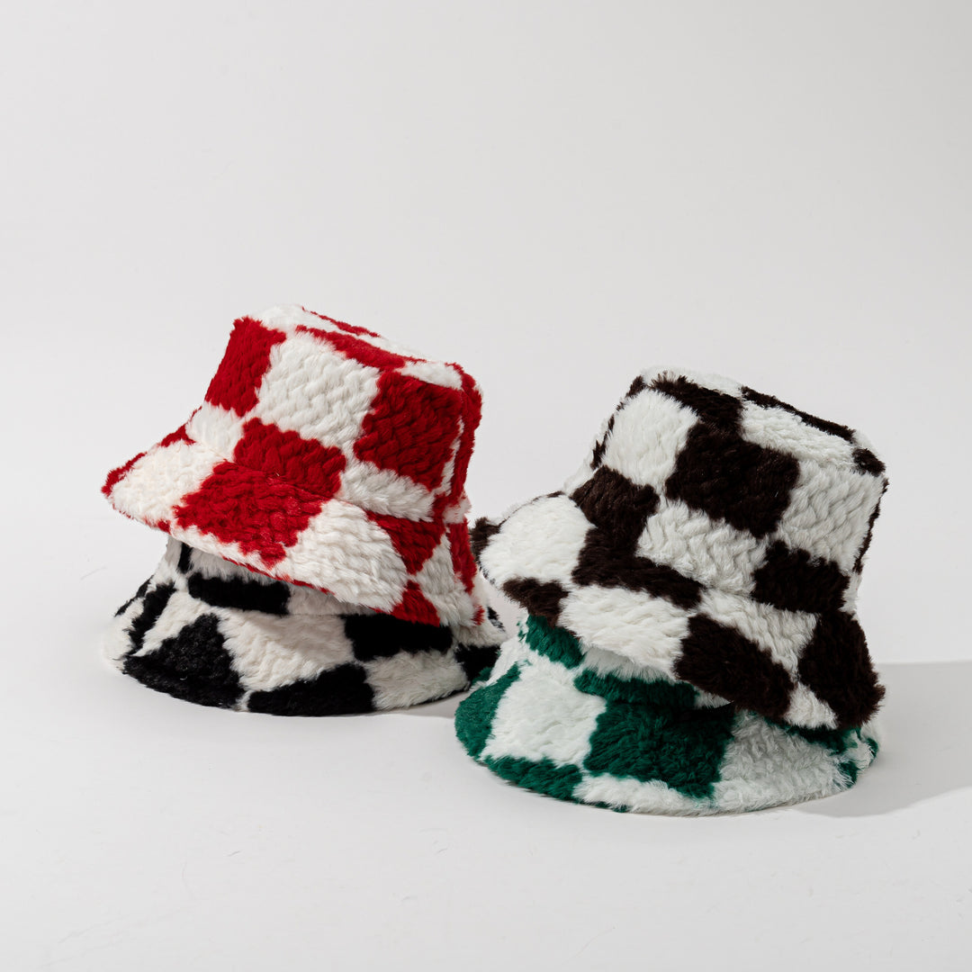 Schackrutig buckethatt i brun teddyplysch