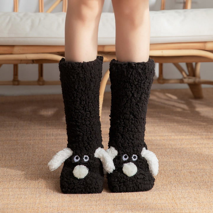 Fluffiga sockor med hundansikte i beige